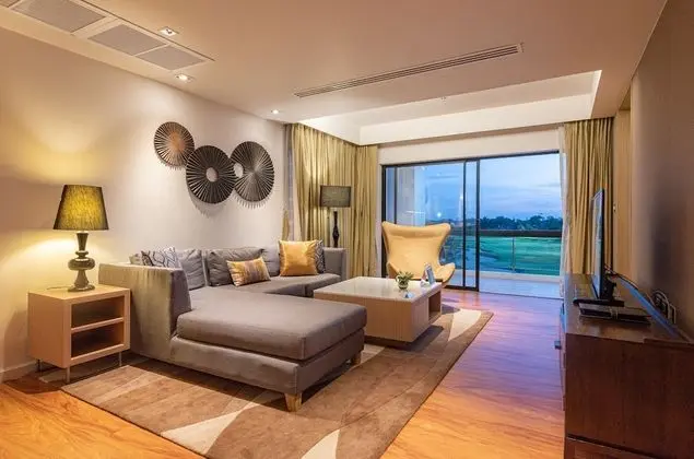 One Bedroom Residence - Free Suvarnabhumi Airport Transfer