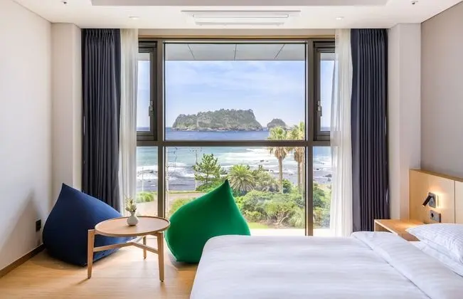 Deluxe Tek Büyük Yataklı Oda, Deniz Manzaralı, Ek Bina (Annex)