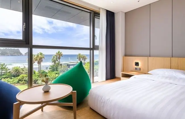 Deluxe Tek Büyük Yataklı Oda, Deniz Manzaralı, Ek Bina (Annex)