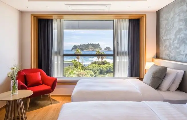 Deluxe Twin Room (Annex Building)