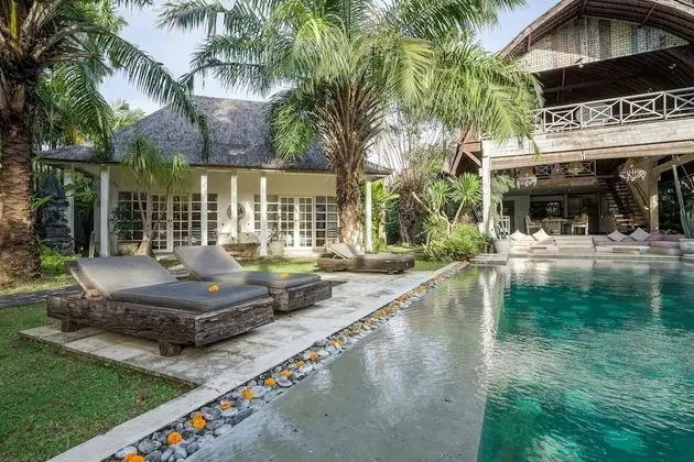 Basic Villa, Birden Çok Yatak