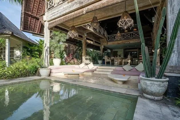 Basic Villa, Birden Çok Yatak