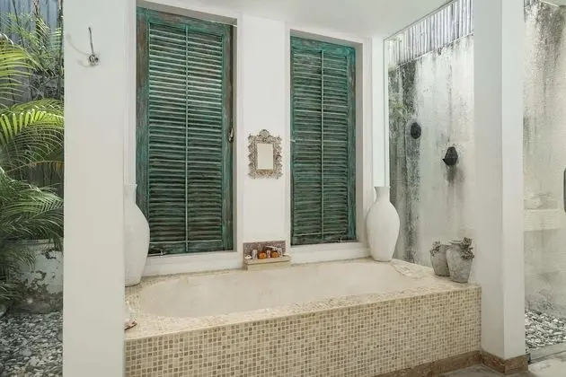 Basic Villa, Birden Çok Yatak