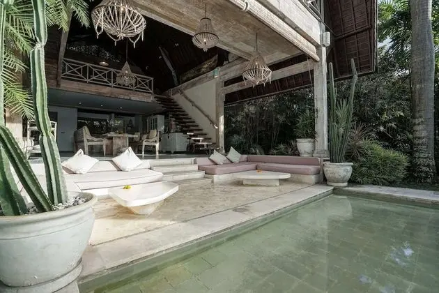 Basic Villa, Birden Çok Yatak