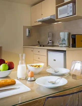 Deluxe Apart Daire, Bahçe Manzaralı