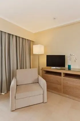 Deluxe Apart Daire, Bahçe Manzaralı