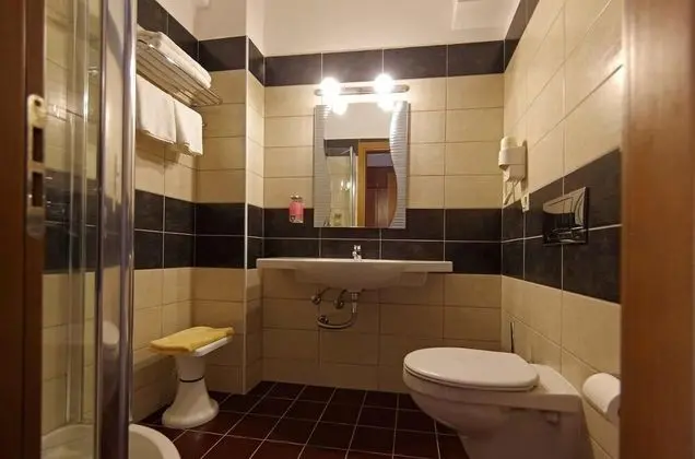 Tek Büyük veya İki Ayrı Yataklı Oda