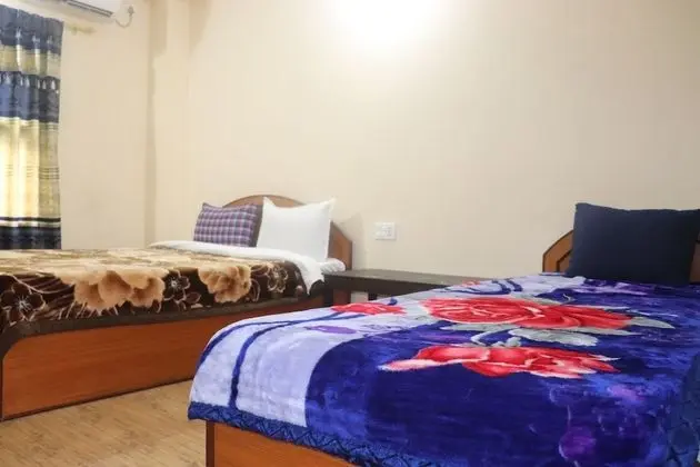 Deluxe Üç Kişilik Oda, 1 Tek Kişilik XL Yatak