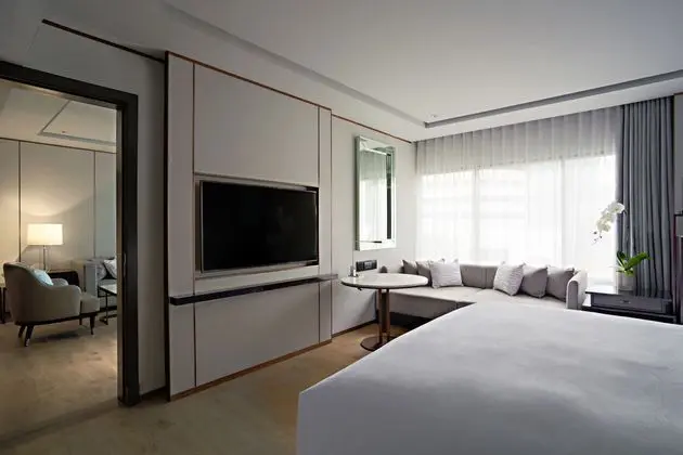 Suit One Bedroom