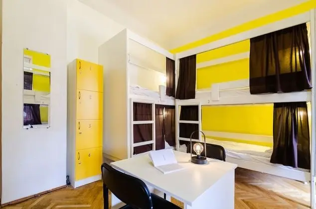 Ortak Ranzalı Oda, Karma Ranzalı Oda (8 guests)