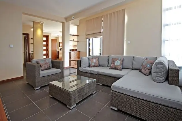 4 Bedroom Villa