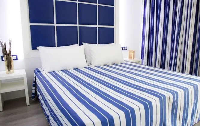 Tek Büyük Yataklı Oda (2 adults + 1 child)