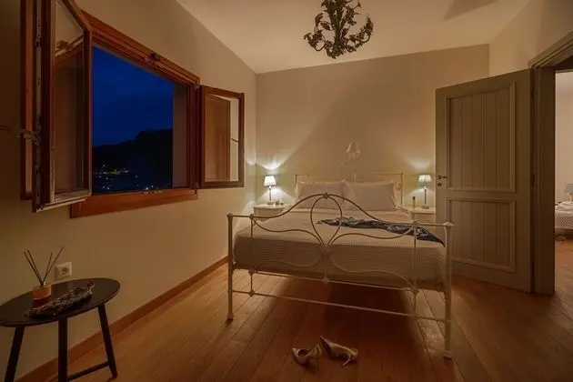 Villa, 5 Yatak Odası, Kişiye Özel Havuzlu, Deniz Manzaralı
