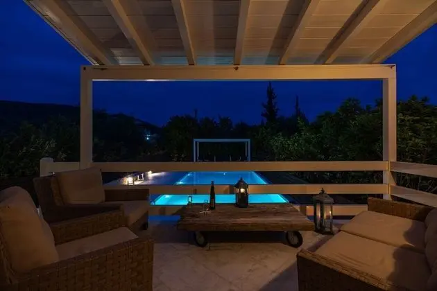 Villa, 5 Yatak Odası, Kişiye Özel Havuzlu, Deniz Manzaralı