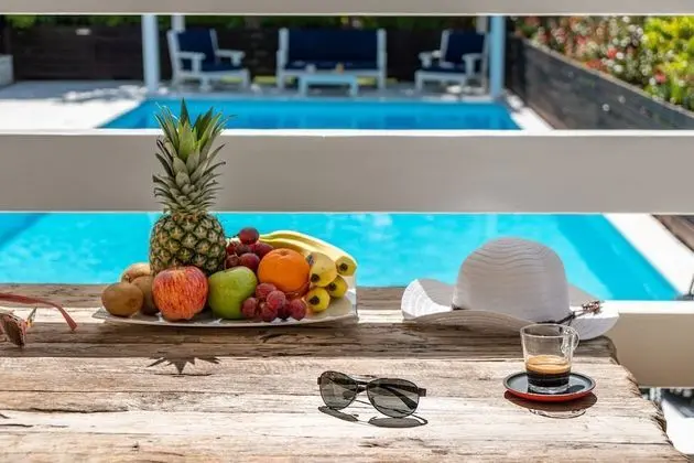Villa, 5 Yatak Odası, Kişiye Özel Havuzlu, Deniz Manzaralı