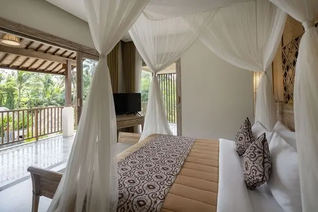 Romantic Süit (Heavenly Suite)
