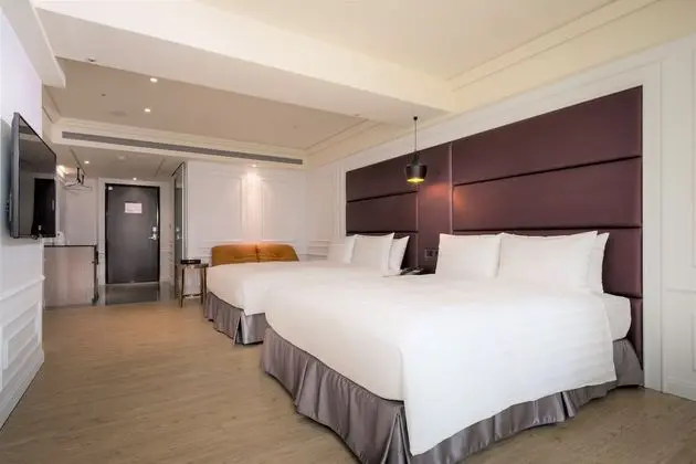 Deluxe Dört Kişilik Oda, 2 Çift Kişilik Yatak, Küvet, Kule