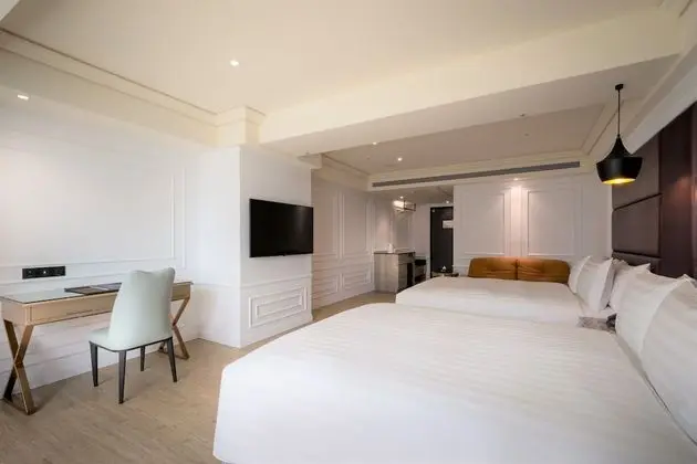 Deluxe Dört Kişilik Oda, 2 Çift Kişilik Yatak, Küvet, Kule