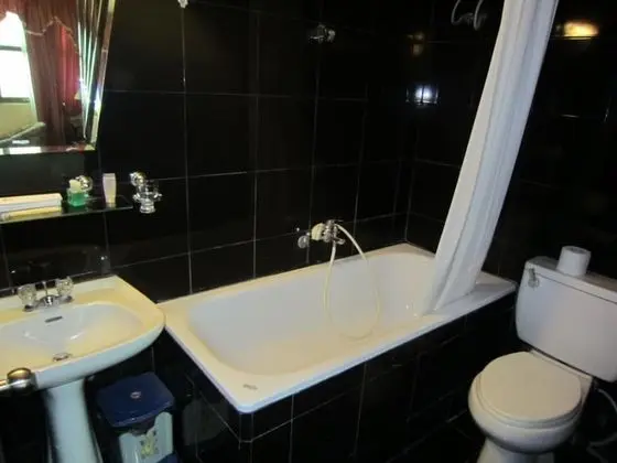 Deluxe Üç Kişilik Oda
