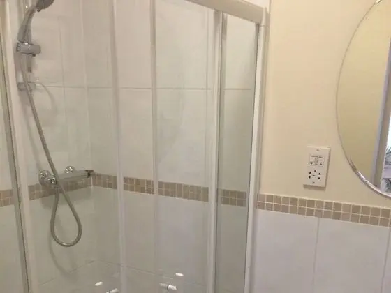 Tek Büyük Yataklı Oda, Banyolu/Duşlu