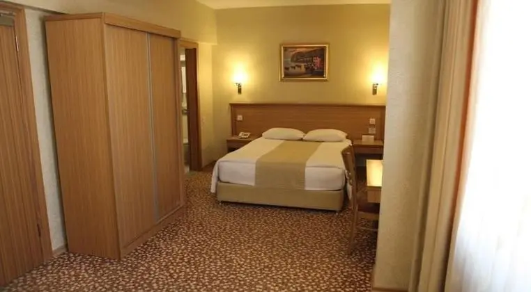 Standart Oda, Şehir Manzaralı