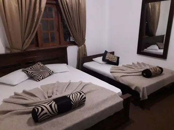 Standard Üç Kişilik Oda