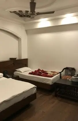 Deluxe Üç Kişilik Oda