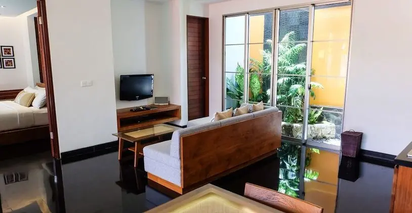 Deluxe pool villa