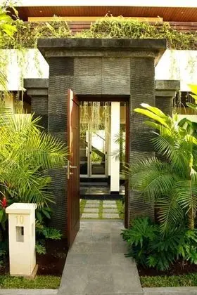 Pool villa