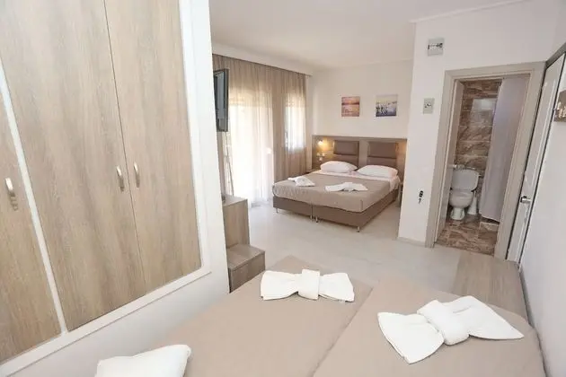 Üç Kişilik Oda (extra bed 4 persons)