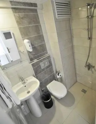 Çatı Katı Standart Oda, Kara Manzaralı, Balkonlu