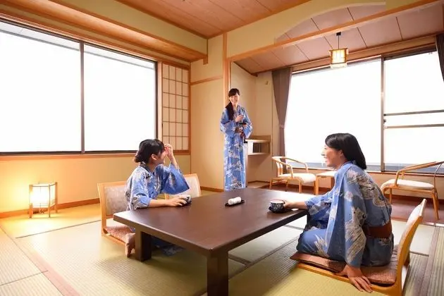 Oda, Okyanus Manzaralı (Japanese Western Style, Half Board)