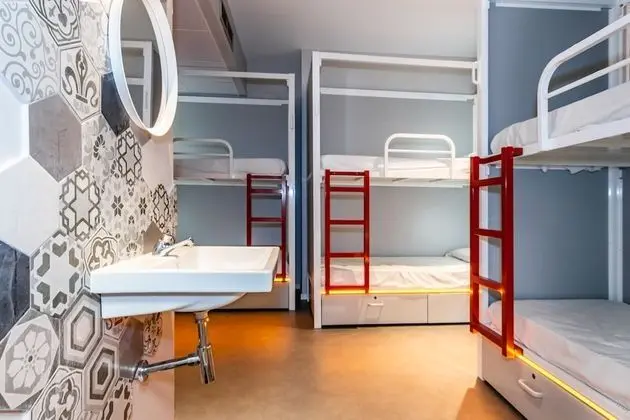 Basic Ortak Ranzalı Oda, Karma Ranzalı Oda, Özel Banyo