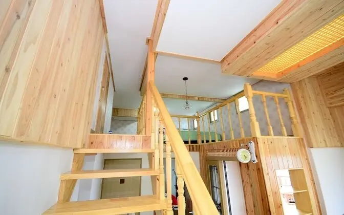 Sun 101 (5 Guests Rates, Extra Person Charge on spot - 1-13yr 10,000KRW, 14yr above 20,000KRW pp)