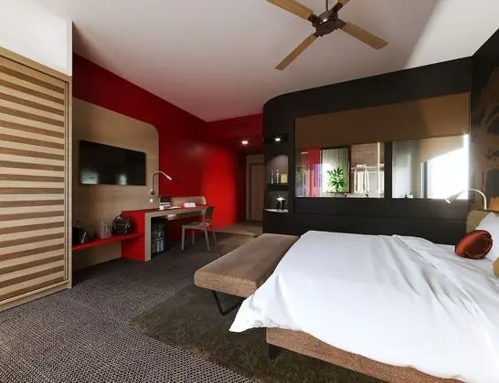 Deluxe Tek Büyük Yataklı Oda, Balkon