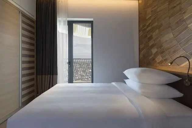 Deluxe Tek Büyük Yataklı Oda, Balkon