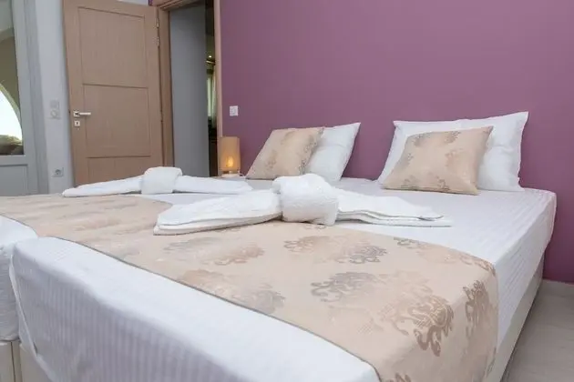 Villa, 2 Yatak Odası, Kişiye Özel Havuzlu, Deniz Manzaralı (Purple)