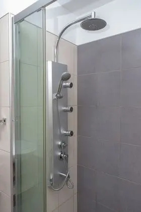 Villa, 3 Yatak Odası, Kişiye Özel Havuzlu, Deniz Manzaralı (Yellow)