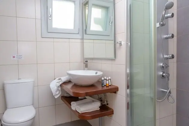 Villa, 3 Yatak Odası, Kişiye Özel Havuzlu, Deniz Manzaralı (Yellow)