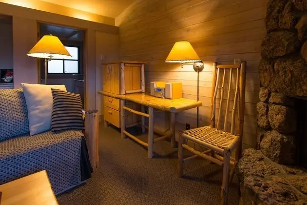 Room (Gardner Guest) (Not Pet Friendly)