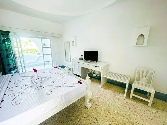 Standard Oda, 1 Büyük (Queen) Boy Yatak, Bahçe Manzaralı