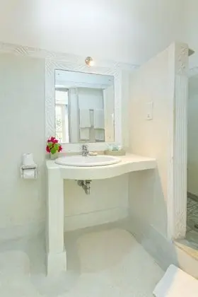 Standard Oda, 1 Büyük (Queen) Boy Yatak, Bahçe Manzaralı