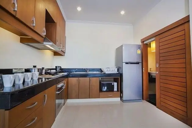 Three-Bedroom Sea View Apartment with Private Pool