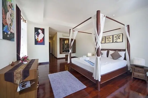 Two-Bedrooms Sea View Apartment with Private Pool