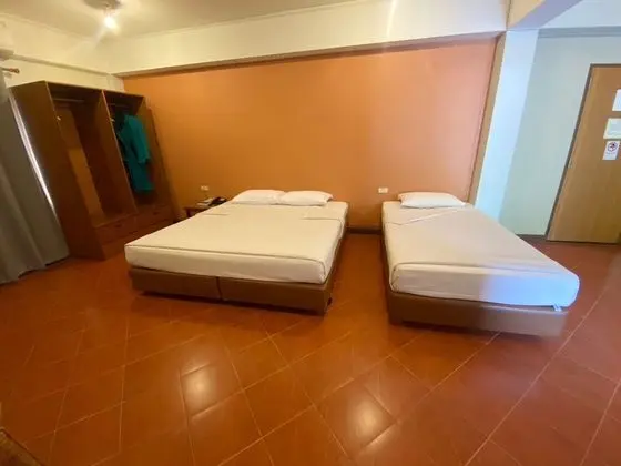 Sun Suite Room
