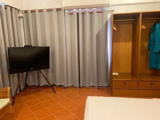 Sun Suite Room