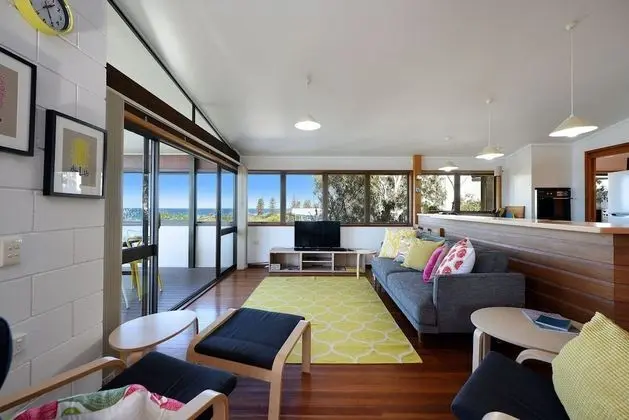 Ev (4 Bedrooms)