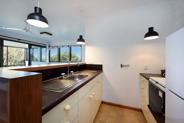 Ev (4 Bedrooms)