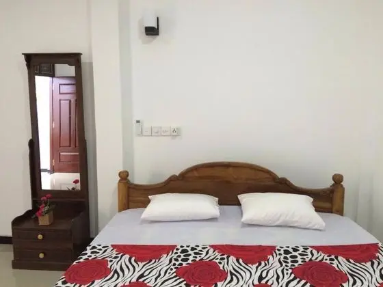 Deluxe Üç Kişilik Oda, 1 Yatak Odası, Bahçe Manzaralı, Plaj Kenarı