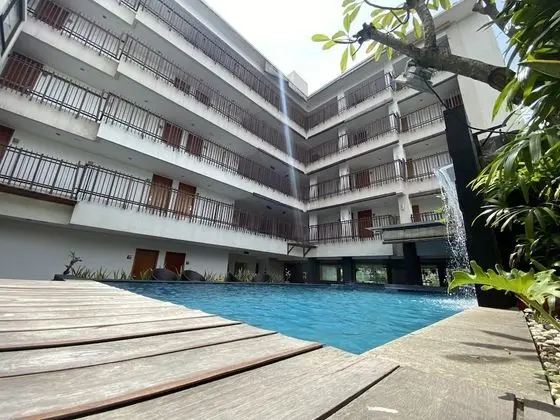 Superior Tek Büyük veya İki Ayrı Yataklı Oda